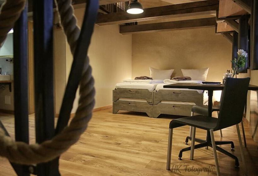 Hostel & Hotel Samocca