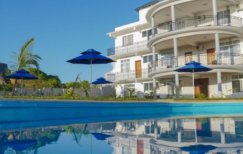 בית מלון כפרי Sea Crest