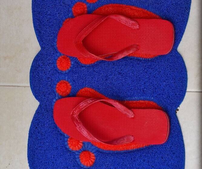 בית מלון כפרי Sea Crest