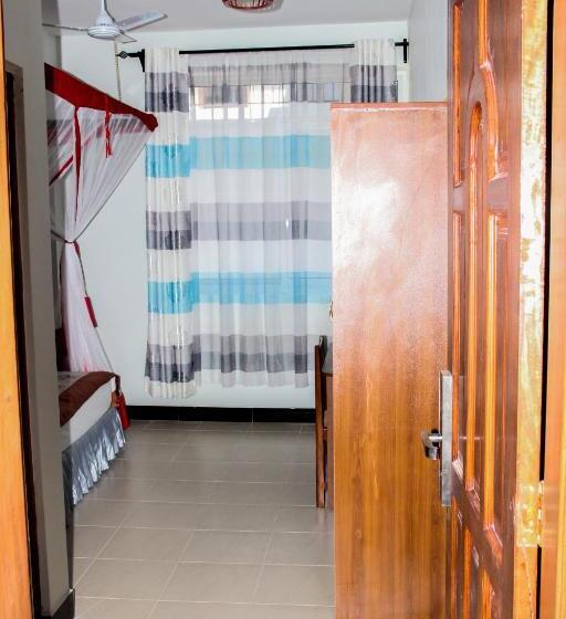 בית מלון כפרי Sea Crest