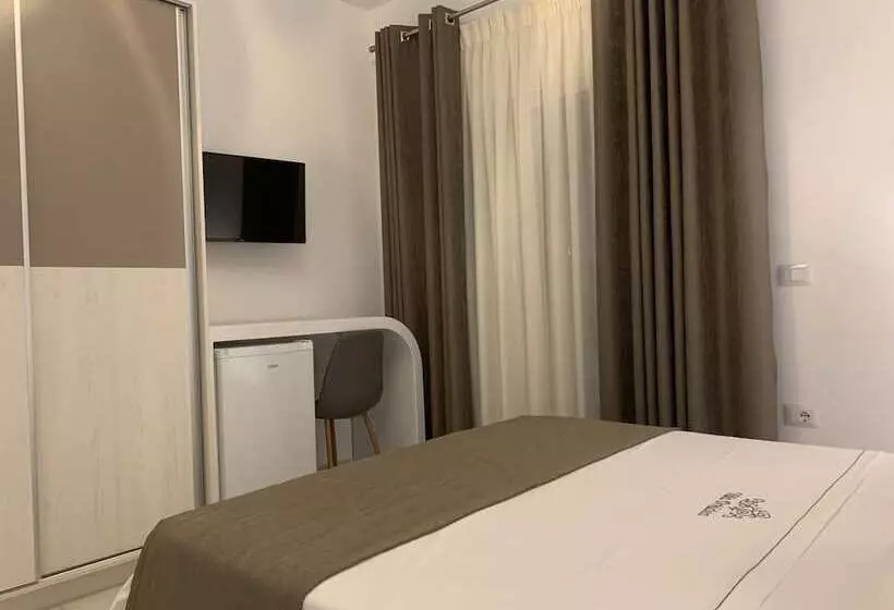 پانسیون Villa Orkidea