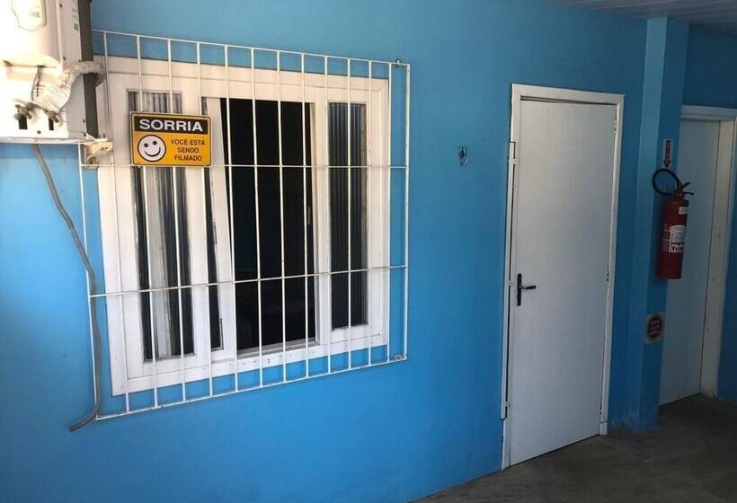 ユースホステル Suíte Barros