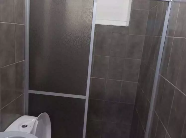 ユースホステル Suíte Barros