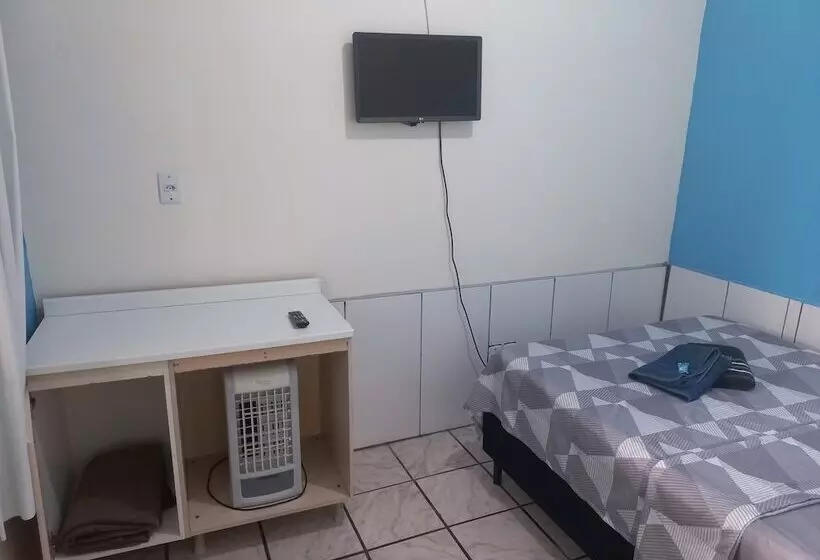 ユースホステル Suíte Barros