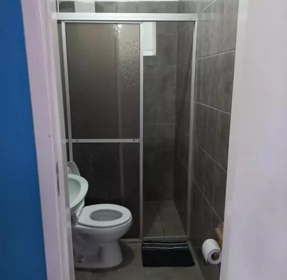 ユースホステル Suíte Barros