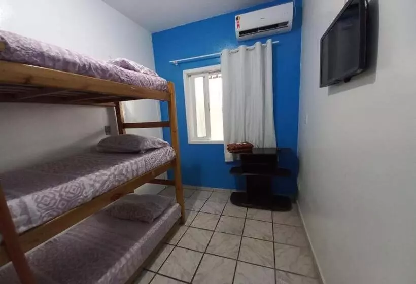 ユースホステル Suíte Barros