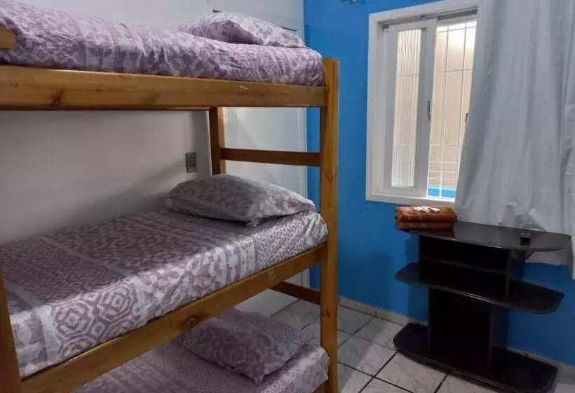 ユースホステル Suíte Barros