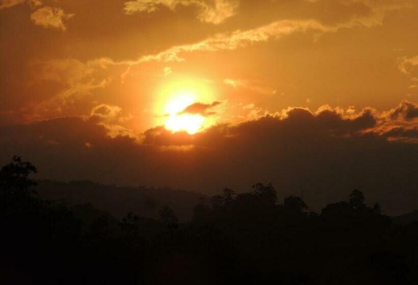 مبيت وإفطار 47 Alfred House Free Pickup From Kandy City