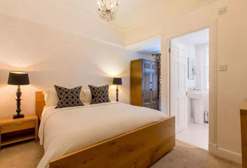 Aamiaismajoitus (B&B) Altskeith Country House