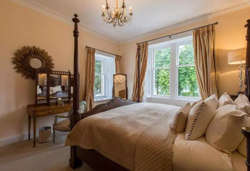 Aamiaismajoitus (B&B) Altskeith Country House