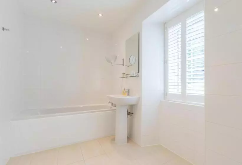 Aamiaismajoitus (B&B) Altskeith Country House