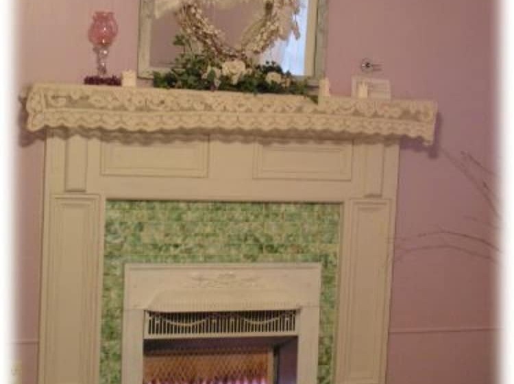 Carleton House Bed And Breakfast