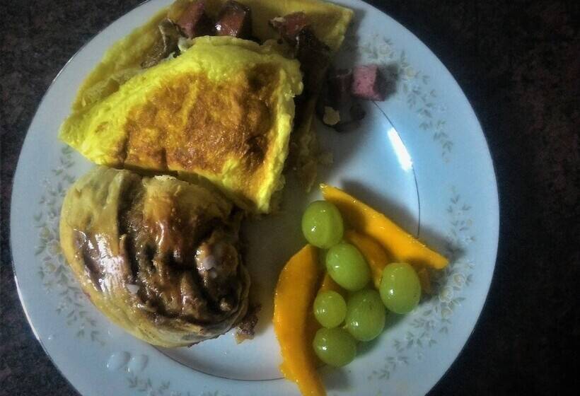 Carleton House Bed And Breakfast