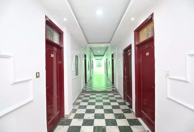 ホテル Gulshah