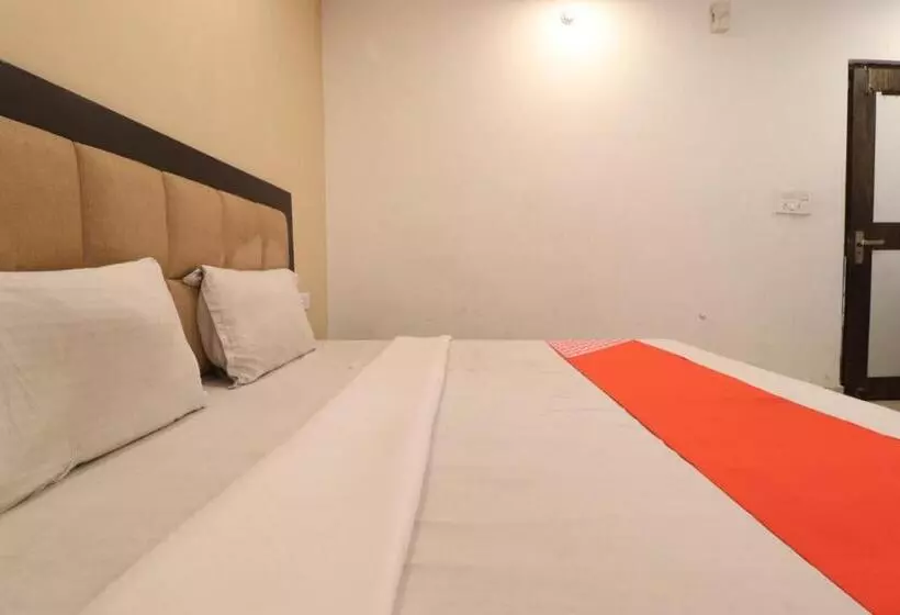 Hotel The Ganges Glory