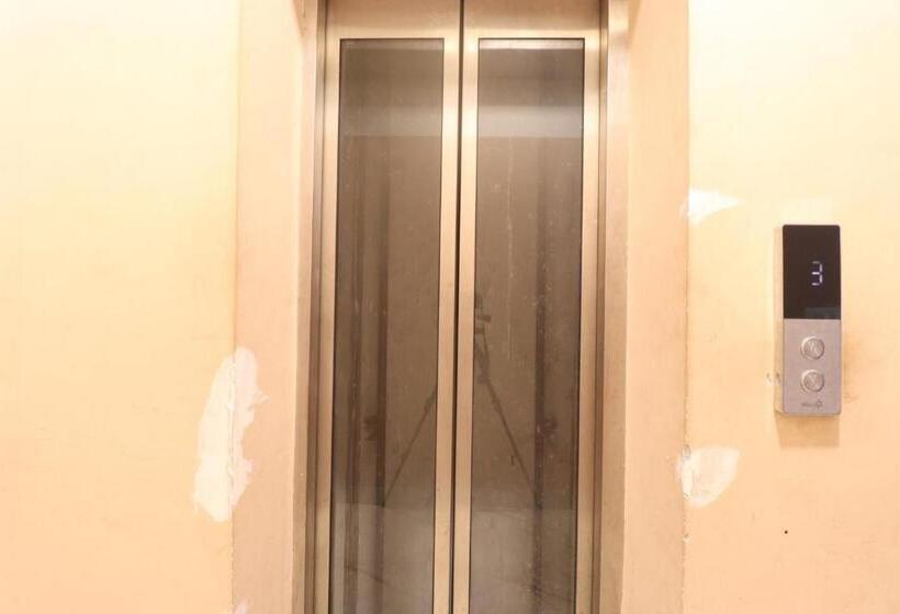 فندق The Ganges Glory