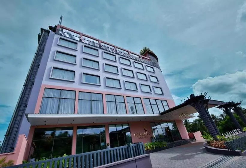 ホテル Pushpak Grande