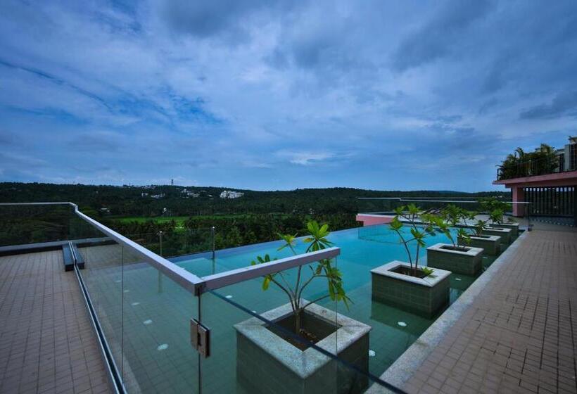 فندق Pushpak Grande