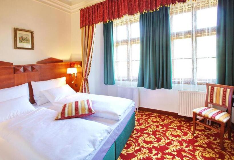 בית מלון כפרי Fortna