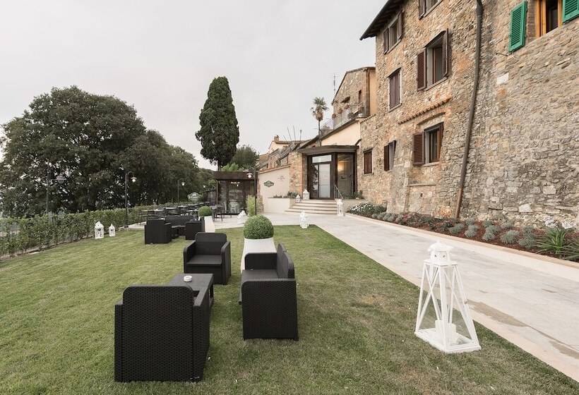 בית מלון כפרי Le Macine