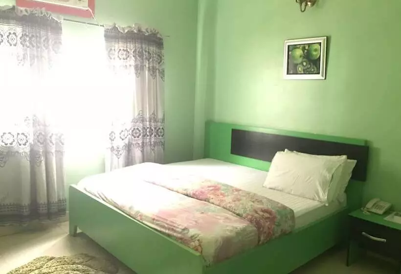 Meadway Luxury Hotels