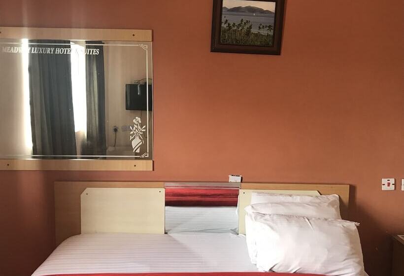 Meadway Luxury Hotels