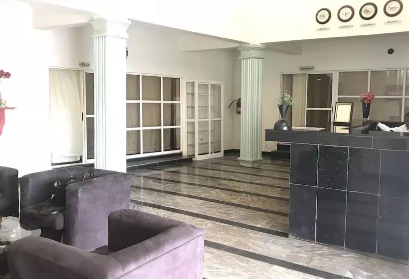 Meadway Luxury Hotels