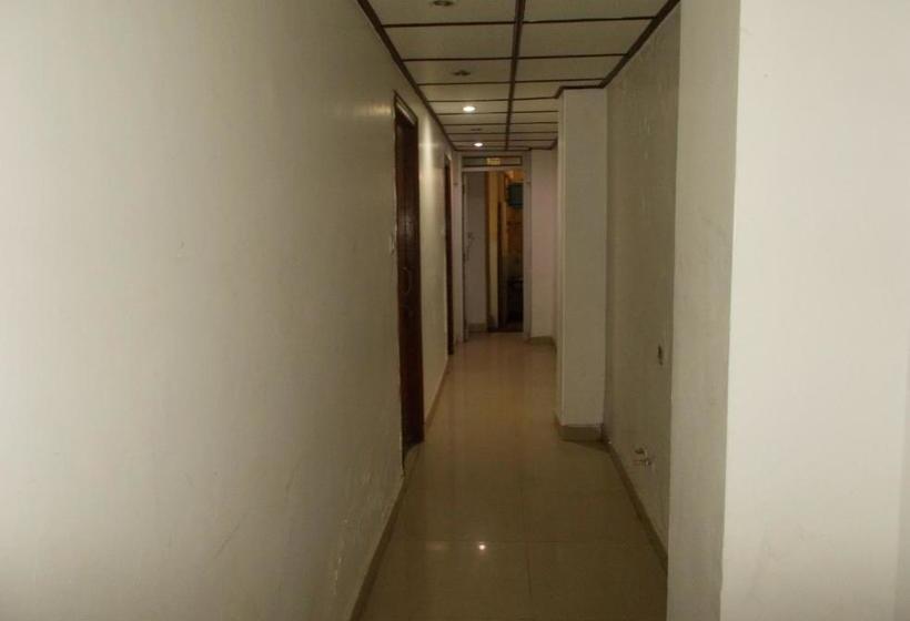 هتل Nice Place Near Cart Road