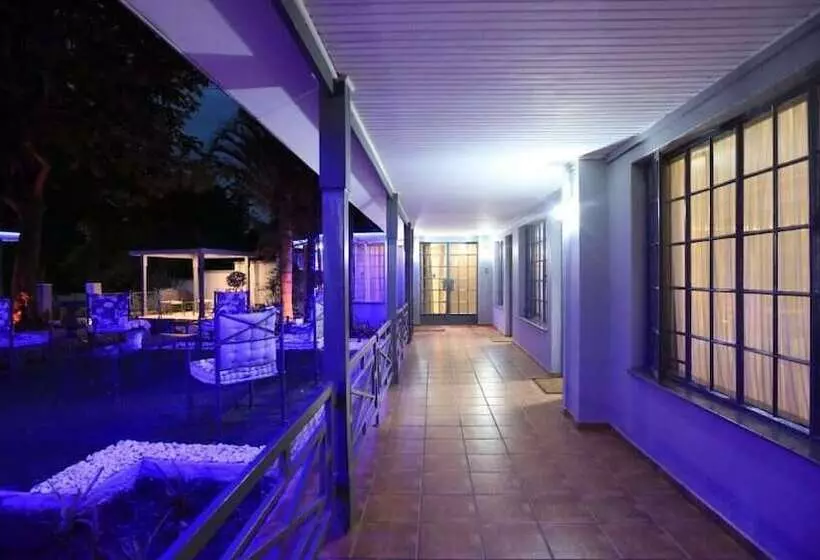ホテル Cascades Guest Lodge
