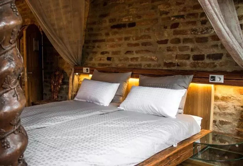 Hotel Wirgarten Antik