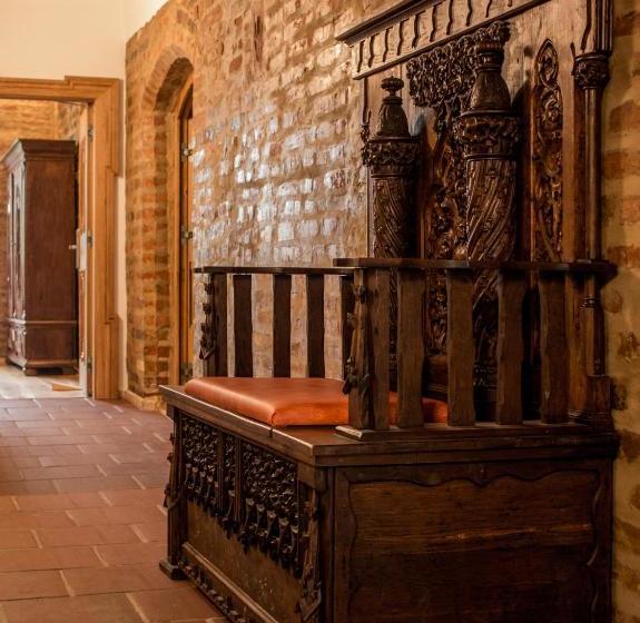 ホテル Wirgarten Antik