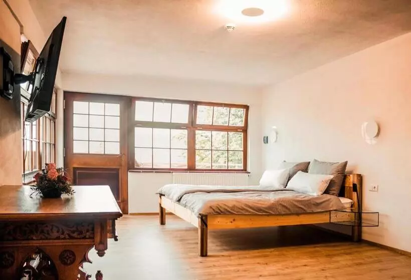 Hotel Wirgarten Antik