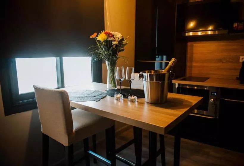 La Suite Romantique Avec Jacuzzi Au Cœur De Perpignan