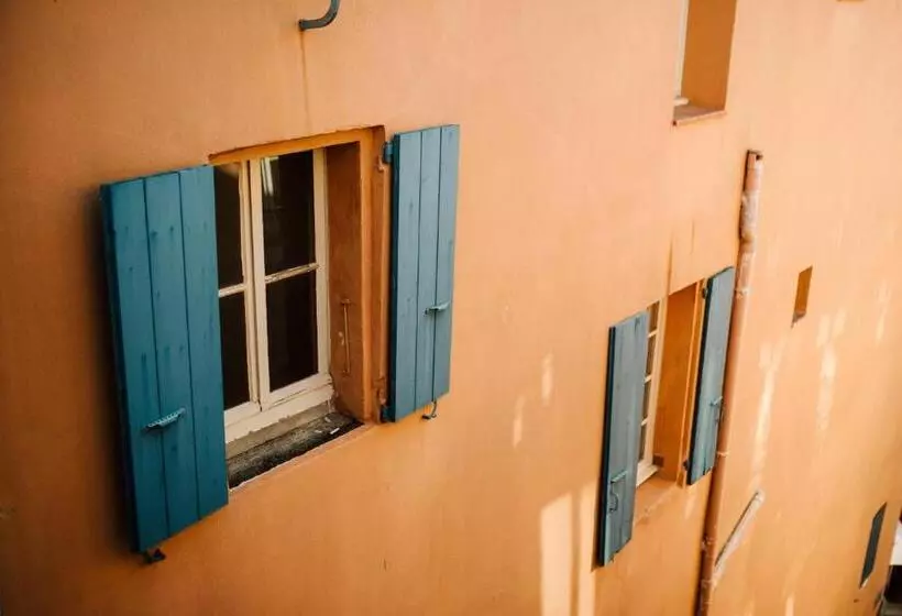 La Suite Romantique Avec Jacuzzi Au Cœur De Perpignan