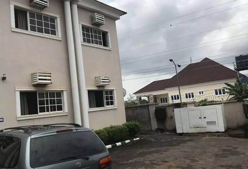 Meadway Luxury Hotels