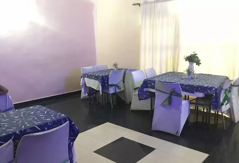 Meadway Luxury Hotels