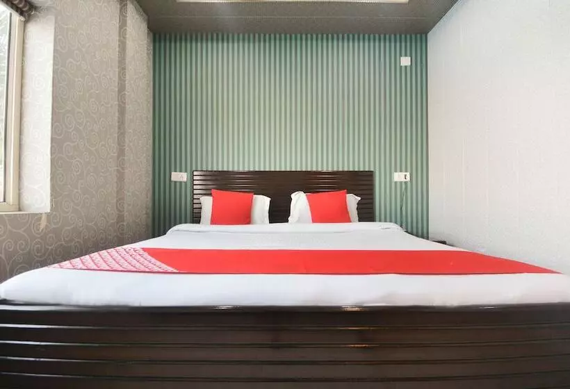 Oyo 16515 Hotel Bombay Residency