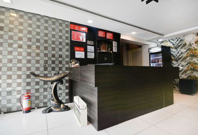 Oyo 16515 Hotel Bombay Residency