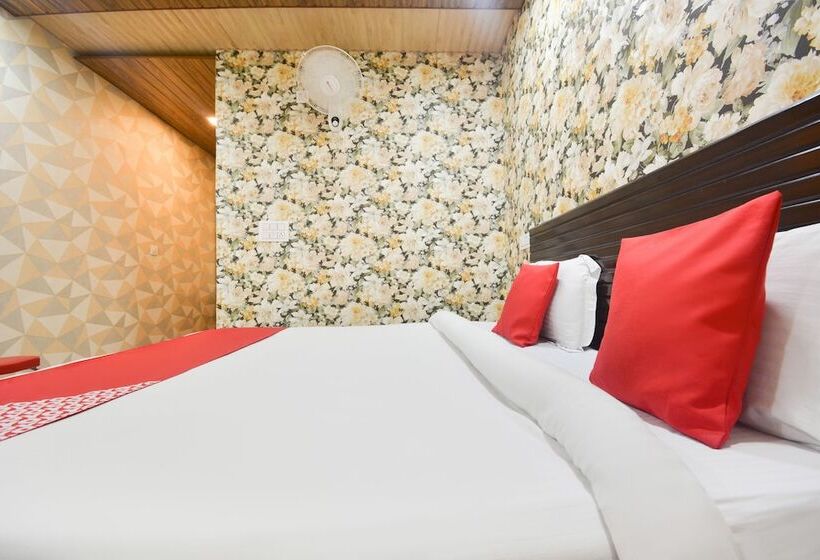 Oyo 16515 Hotel Bombay Residency