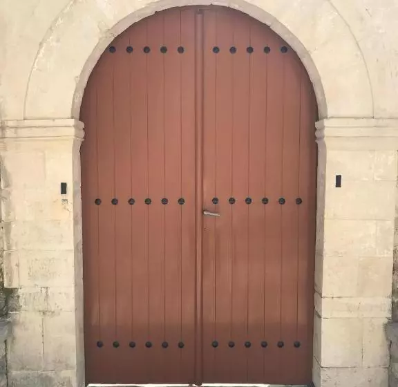 پانسیون Tourists Guest House