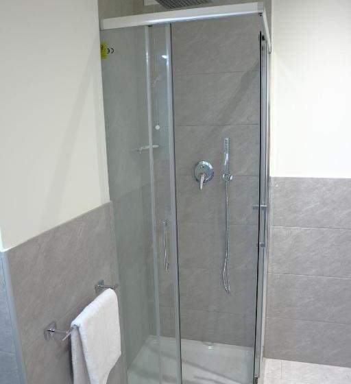 مبيت وإفطار Dimora Dell Arte   Foresteria Lombarda Smart Rent