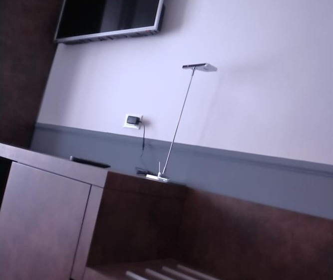 مبيت وإفطار Dimora Dell Arte   Foresteria Lombarda Smart Rent