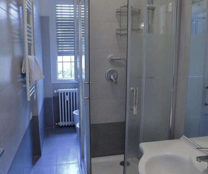 مبيت وإفطار Dimora Dell Arte   Foresteria Lombarda Smart Rent