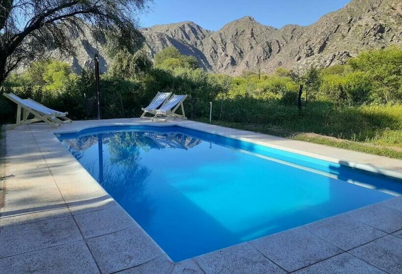 בית מלון כפרי Hacienda Casa Blanca