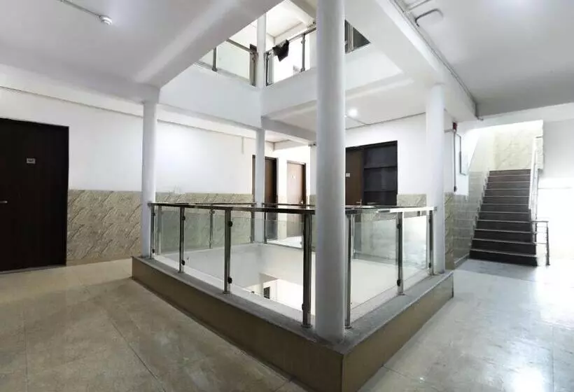 Hotelli O Noida Villa
