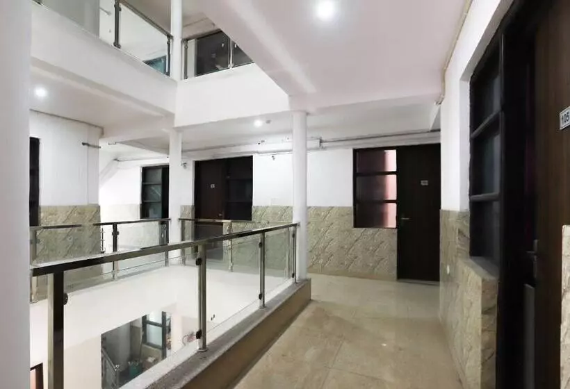 Hotelli O Noida Villa