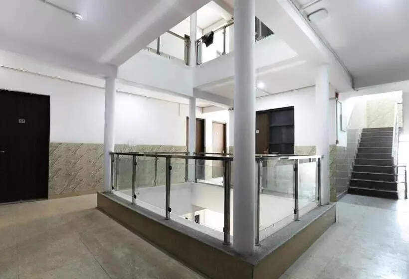Hotelli O Noida Villa
