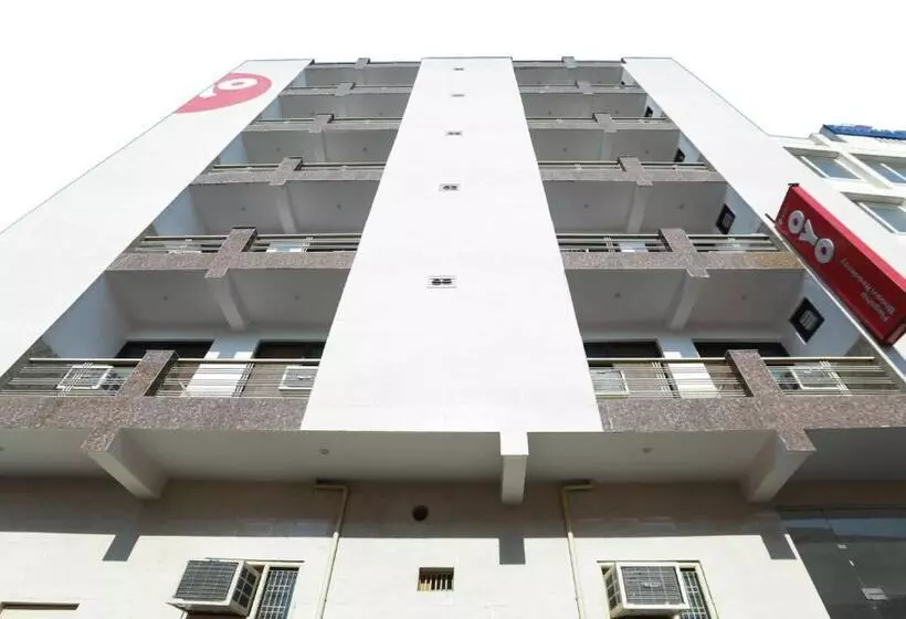 Hotelli O Noida Villa