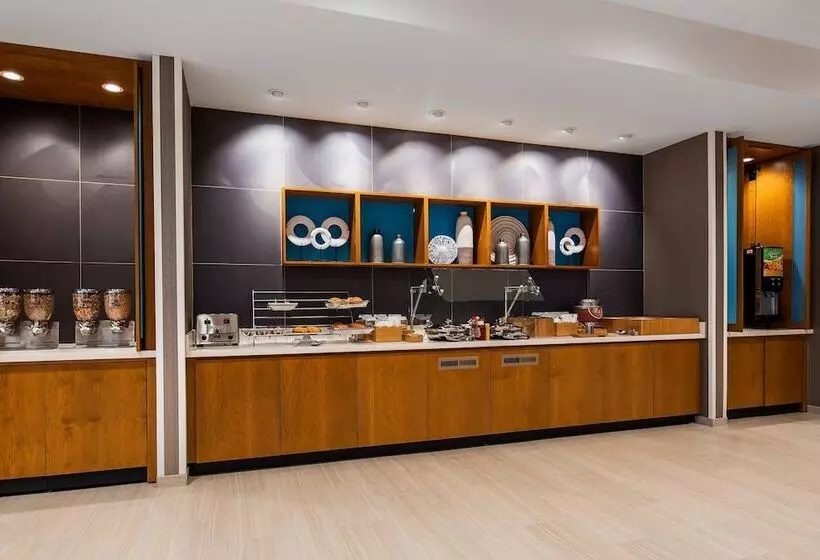 هتل Springhill Suites By Marriott Chambersburg