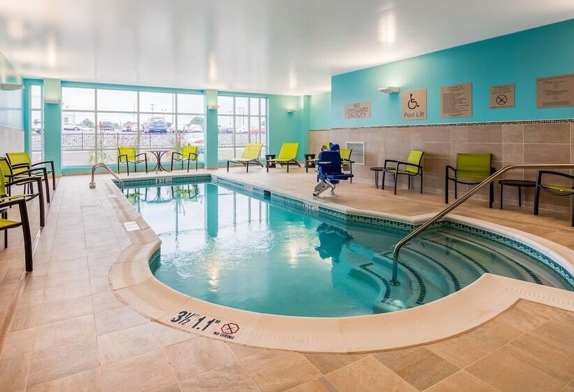 Отель Springhill Suites By Marriott Chambersburg